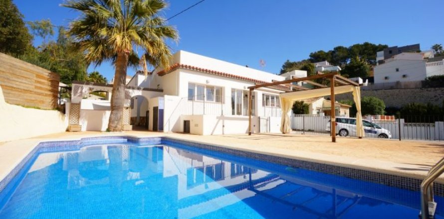 Villa in Benissa, Alicante, Spanien 4 Schlafzimmer, 174 m2 Nr. 41930