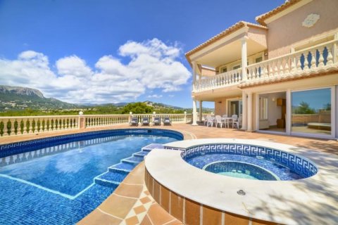 Villa zum Verkauf in Calpe, Alicante, Spanien 5 Schlafzimmer, 350 m2 Nr. 42845 - Foto 5