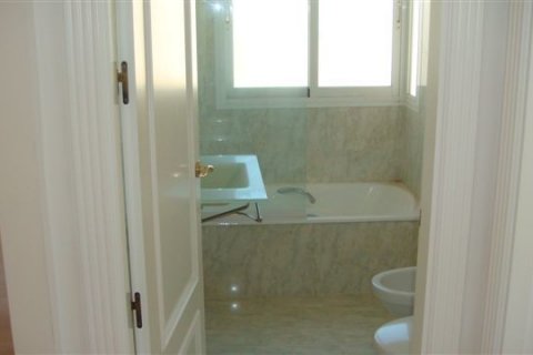 Penthäuser zum Verkauf in Alicante, Spanien 6 Schlafzimmer, 1.09 m2 Nr. 44606 - Foto 6