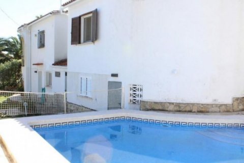 Villa zum Verkauf in Denia, Alicante, Spanien 5 Schlafzimmer, 220 m2 Nr. 45272 - Foto 2