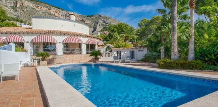 Villa in Altea, Alicante, Spanien 6 Schlafzimmer, 275 m2 Nr. 42761