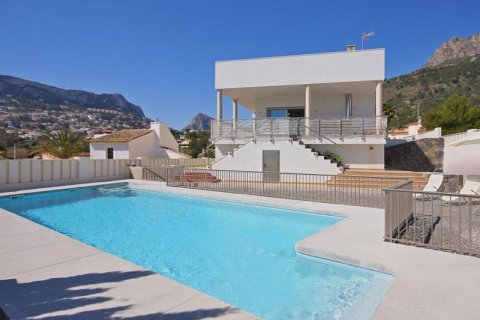 Villa zum Verkauf in Calpe, Alicante, Spanien 5 Schlafzimmer, 260 m2 Nr. 45628 - Foto 4