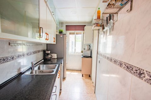Wohnung zum Verkauf in Barcelona, Spanien 5 Schlafzimmer, 120 m2 Nr. 40997 - Foto 13