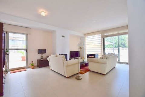 Villa zum Verkauf in Alfaz del Pi, Alicante, Spanien 3 Schlafzimmer, 195 m2 Nr. 43861 - Foto 4