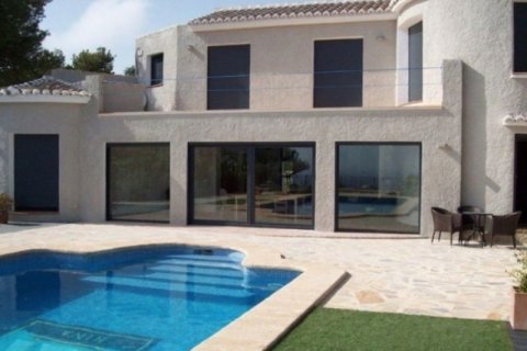 Villa zum Verkauf in Javea, Alicante, Spanien 4 Schlafzimmer,  Nr. 45686 - Foto 1