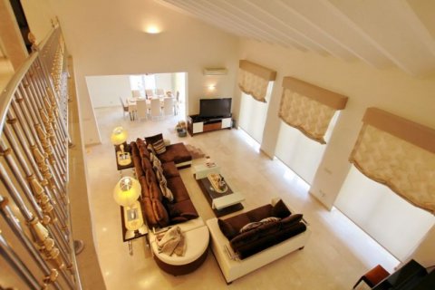 Villa zum Verkauf in Altea, Alicante, Spanien 7 Schlafzimmer, 740 m2 Nr. 43637 - Foto 8