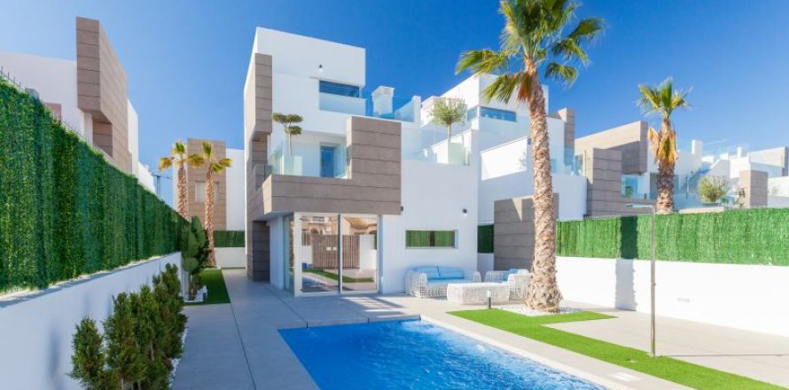 Villa in Guardamar del Segura, Alicante, Spanien 3 Schlafzimmer, 156 m2 Nr. 42695