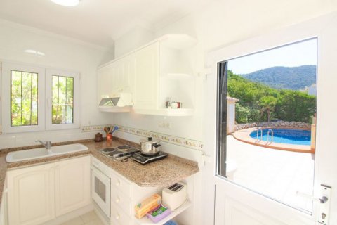 Villa zum Verkauf in Calpe, Alicante, Spanien 3 Schlafzimmer, 180 m2 Nr. 44444 - Foto 5