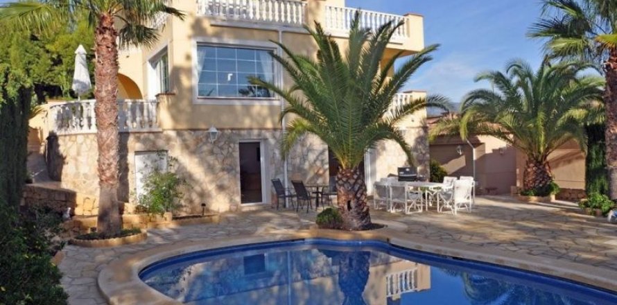 Villa in Alfaz del Pi, Alicante, Spanien 15 Schlafzimmer, 1.29 m2 Nr. 43878