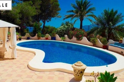 Villa zum Verkauf in Benissa, Alicante, Spanien 4 Schlafzimmer, 469 m2 Nr. 45454 - Foto 1