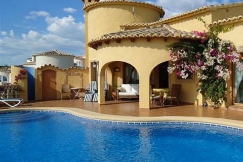 Villa zum Verkauf in Cumbre Del Sol, Alicante, Spanien 3 Schlafzimmer, 156 m2 Nr. 44367 - Foto 1