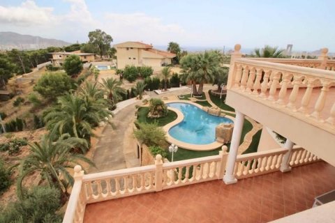 Villa zum Verkauf in Benidorm, Alicante, Spanien 7 Schlafzimmer, 982 m2 Nr. 42816 - Foto 2