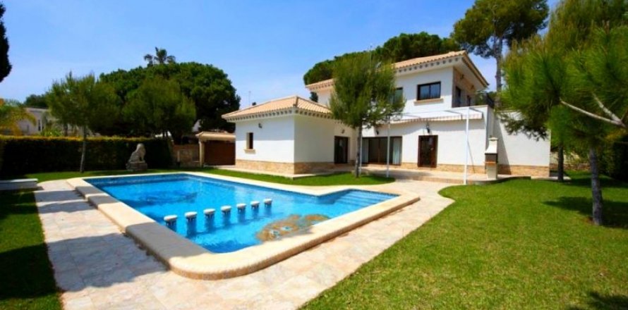 Villa in Alicante, Spanien 5 Schlafzimmer, 276 m2 Nr. 43022