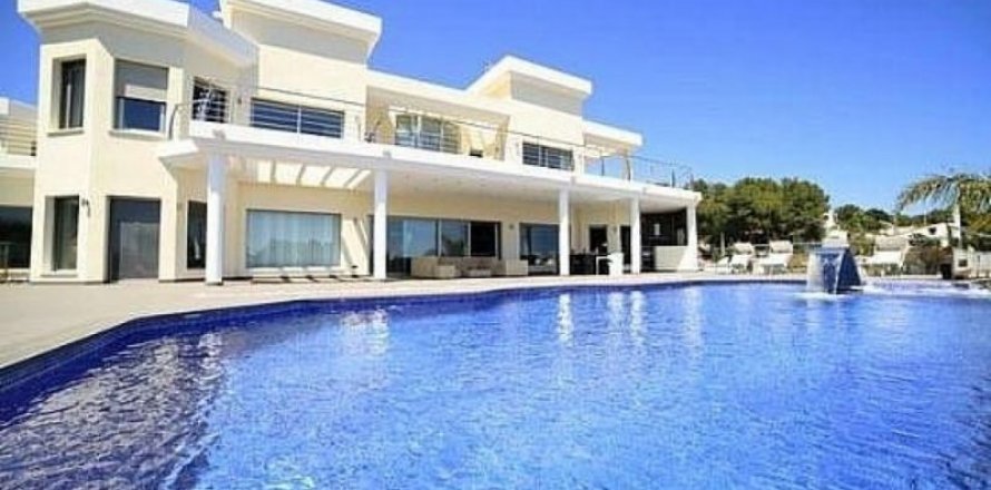 Villa in Benissa, Alicante, Spanien 5 Schlafzimmer, 585 m2 Nr. 45407