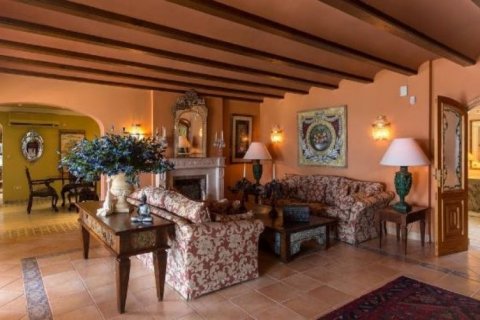 Villa zum Verkauf in Benissa, Alicante, Spanien 4 Schlafzimmer, 652 m2 Nr. 45496 - Foto 8