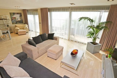 Townhouse zum Verkauf Alicante, Spanien 3 Schlafzimmer, 335 m2 Nr. 44784 - Foto 5