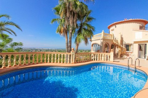 Villa zum Verkauf in Calpe, Alicante, Spanien 3 Schlafzimmer, 180 m2 Nr. 44444 - Foto 2