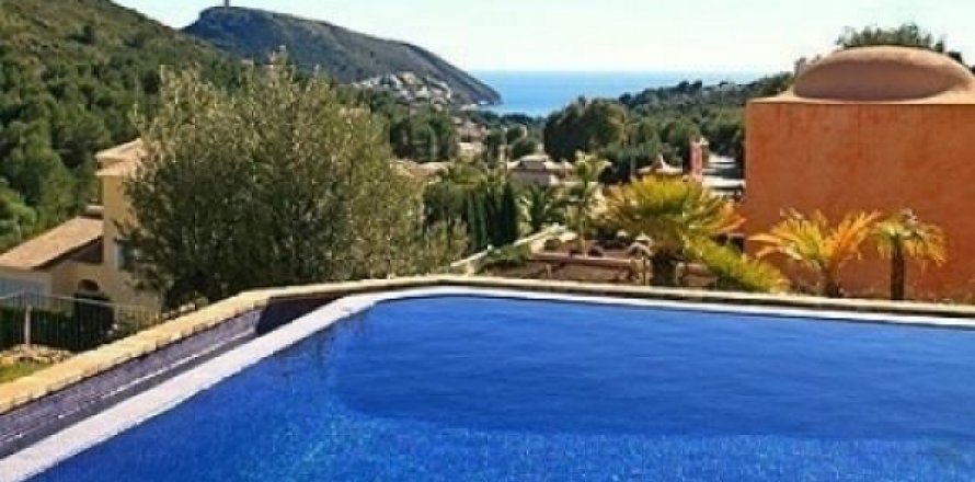 Villa in Moraira, Alicante, Spanien 3 Schlafzimmer, 327 m2 Nr. 45761