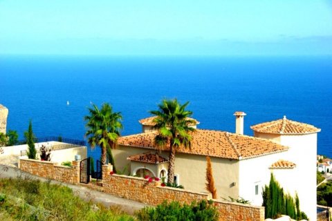 Villa zum Verkauf in Cumbre Del Sol, Alicante, Spanien 3 Schlafzimmer, 362 m2 Nr. 44371 - Foto 2