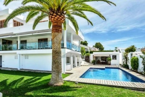 Villa zum Verkauf in Benissa, Alicante, Spanien 6 Schlafzimmer, 385 m2 Nr. 42965 - Foto 4