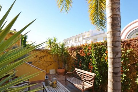Villa zum Verkauf Alicante, Spanien 6 Schlafzimmer, 450 m2 Nr. 41911 - Foto 6