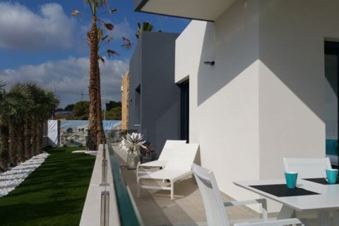 Wohnung zum Verkauf in Torrevieja, Alicante, Spanien 2 Schlafzimmer, 96 m2 Nr. 43932 - Foto 3