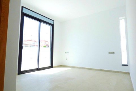 Villa zum Verkauf in Guardamar del Segura, Alicante, Spanien 3 Schlafzimmer, 134 m2 Nr. 43206 - Foto 9