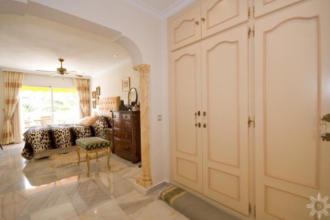 Villa zum Verkauf in Marbella, Malaga, Spanien 4 Schlafzimmer, 340 m2 Nr. 41414 - Foto 7