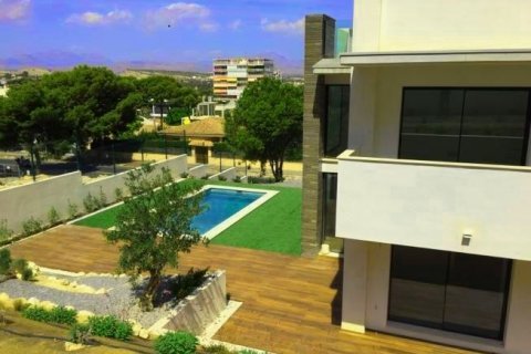 Villa zum Verkauf in Alicante, Spanien 5 Schlafzimmer, 482 m2 Nr. 42781 - Foto 1