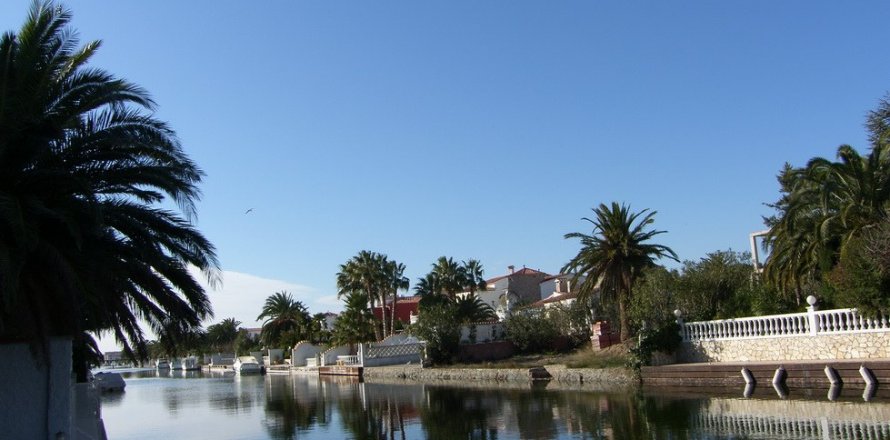 Villa Roses, Girona, Spanien 3 Schlafzimmer, 150 m2 Nr. 41435