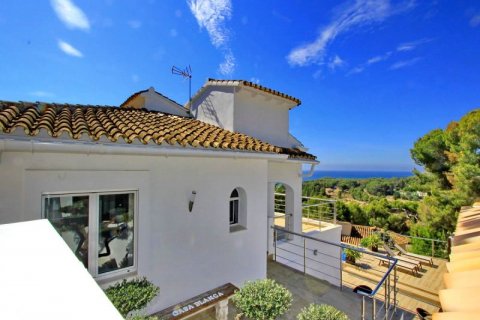 Villa zum Verkauf in Benissa, Alicante, Spanien 5 Schlafzimmer, 300 m2 Nr. 43999 - Foto 3