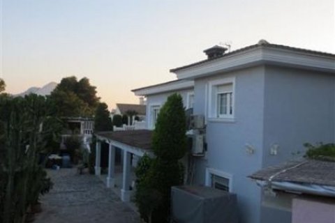 Villa zum Verkauf in Calpe, Alicante, Spanien 5 Schlafzimmer, 475 m2 Nr. 45419 - Foto 6