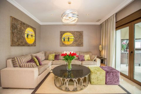 Villa zum Verkauf in Marbella, Malaga, Spanien 6 Schlafzimmer, 750 m2 Nr. 44600 - Foto 9