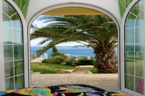 Villa zum Verkauf in Javea, Alicante, Spanien 4 Schlafzimmer, 320 m2 Nr. 44120 - Foto 9