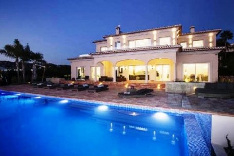Villa zum Verkauf in Benissa, Alicante, Spanien 6 Schlafzimmer, 898 m2 Nr. 45516 - Foto 5