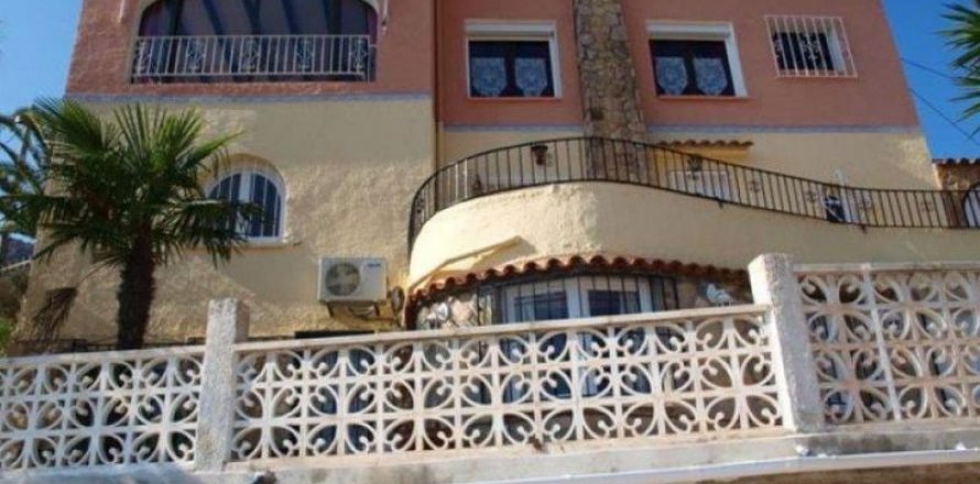 Villa in Calpe, Alicante, Spanien 5 Schlafzimmer,  Nr. 45531