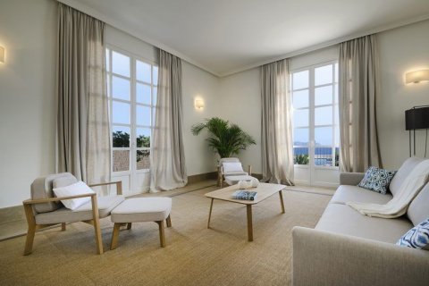 Villa zum Verkauf in Alicante, Spanien 7 Schlafzimmer, 800 m2 Nr. 44970 - Foto 9