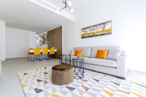 Villa zum Verkauf Torrevieja, Alicante, Spanien 5 Schlafzimmer, 201 m2 Nr. 43285 - Foto 7
