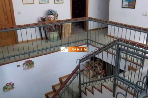 Villa zum Verkauf in Benidorm, Alicante, Spanien 5 Schlafzimmer, 420 m2 Nr. 43910 - Foto 9