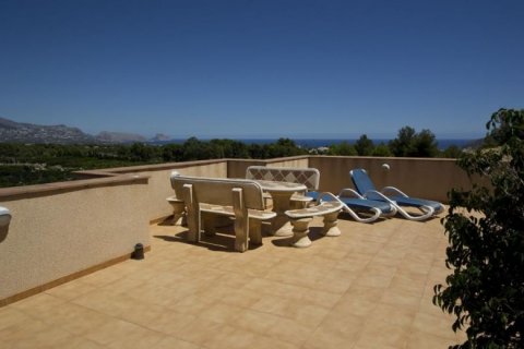 Villa zum Verkauf in Alfaz del Pi, Alicante, Spanien 15 Schlafzimmer, 1.29 m2 Nr. 43878 - Foto 8