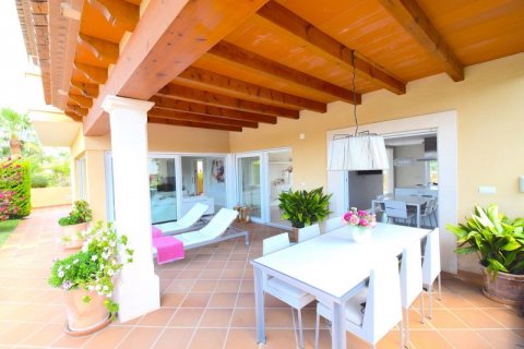 Villa zum Verkauf in Alfaz del Pi, Alicante, Spanien 5 Schlafzimmer, 464 m2 Nr. 42614 - Foto 4