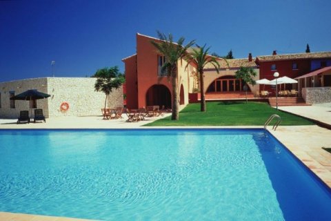 Hotel zum Verkauf in Benissa, Alicante, Spanien 27 Schlafzimmer, 2800 m2 Nr. 44301 - Foto 1