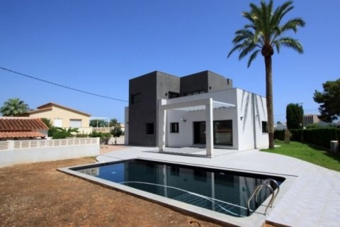 Villa zum Verkauf in Denia, Alicante, Spanien 5 Schlafzimmer, 289 m2 Nr. 45506 - Foto 1