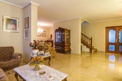 Villa zum Verkauf in Alfaz del Pi, Alicante, Spanien 4 Schlafzimmer, 376 m2 Nr. 43774 - Foto 9