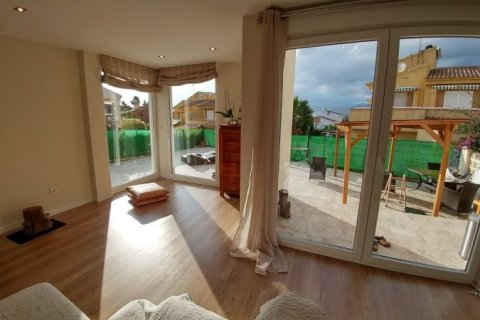 Villa zum Verkauf in Benidorm, Alicante, Spanien 6 Schlafzimmer, 240 m2 Nr. 44451 - Foto 5