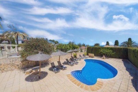 Villa zum Verkauf in Calpe, Alicante, Spanien 7 Schlafzimmer, 300 m2 Nr. 42427 - Foto 1