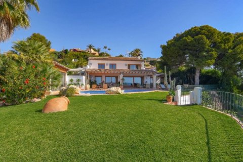 Villa zum Verkauf in Benissa, Alicante, Spanien 5 Schlafzimmer, 630 m2 Nr. 42064 - Foto 3