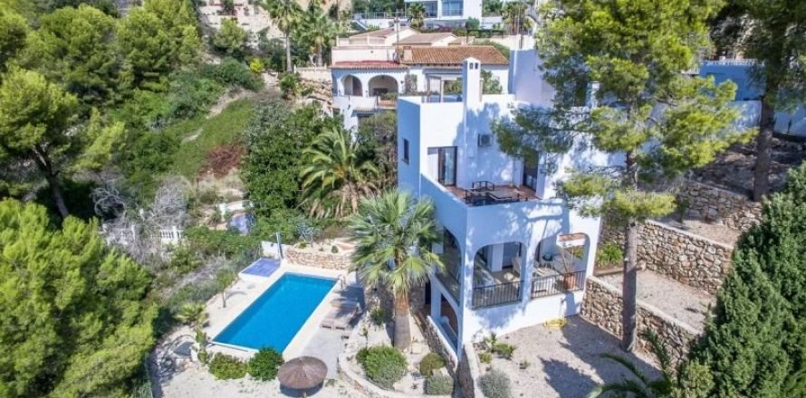 Villa in Benissa, Alicante, Spanien 4 Schlafzimmer, 180 m2 Nr. 43841