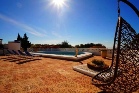 Villa zum Verkauf in Calpe, Alicante, Spanien 3 Schlafzimmer, 214 m2 Nr. 42812 - Foto 4