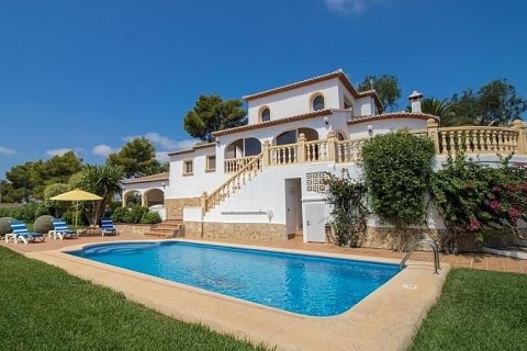 Villa zum Verkauf in Javea, Alicante, Spanien 5 Schlafzimmer, 270 m2 Nr. 45062 - Foto 2